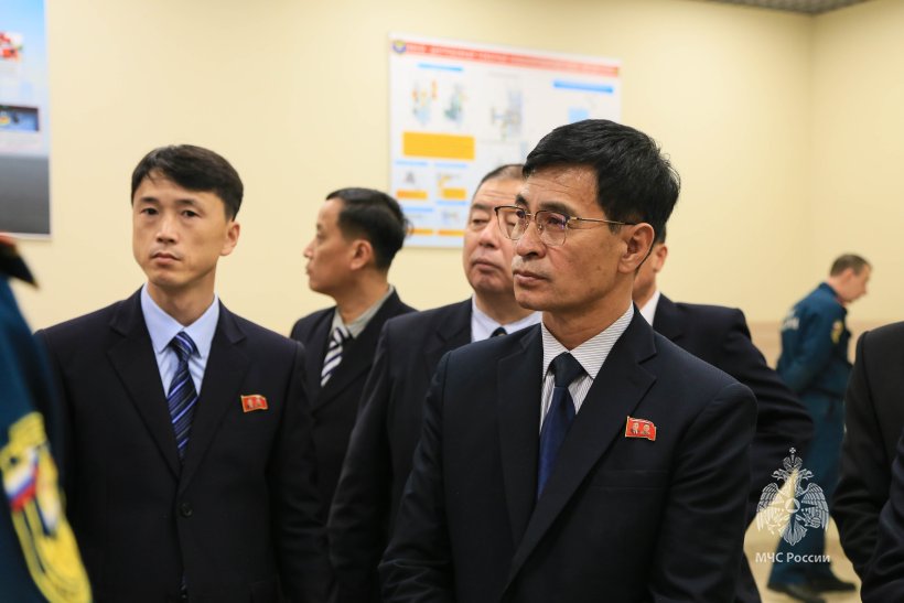 Академию посетила делегация КНДР