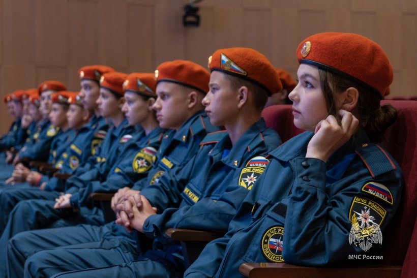 Академия открыла двери для учащихся кадетского класса из Приморского края