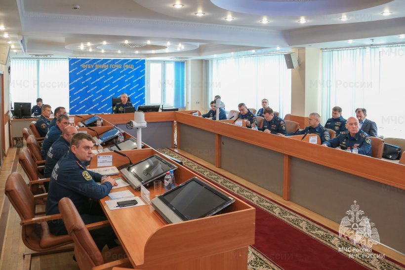 В МЧС России подвели итоги деятельности образовательных организаций высшего образования 