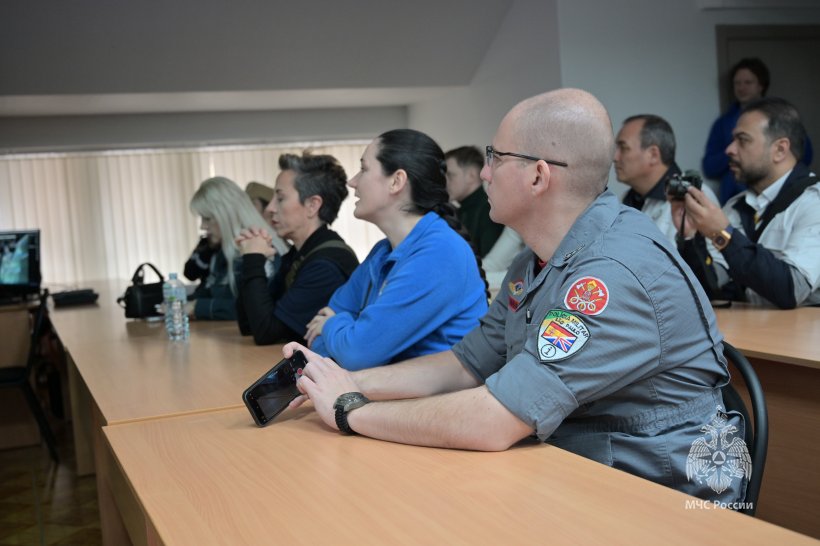 Иностранные спасатели обучились в МЧС России использованию программы для международной координации спасательных операций