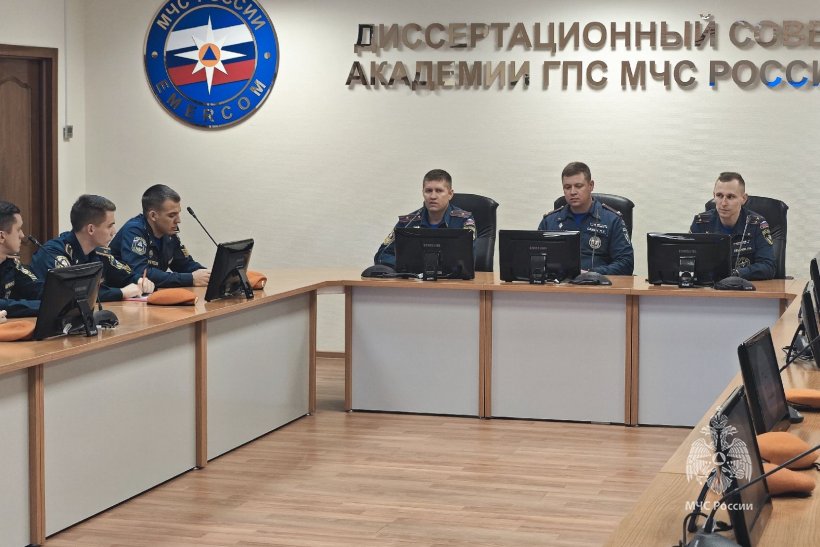 Курсанты выпускных курсов встретились с представителями СУ ФПС № 72 МЧС России и ГУ МЧС России по г. Москве