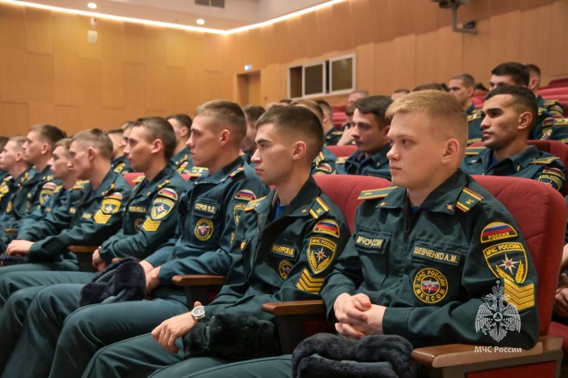 В Академии почтили память генерала Д.И. Михайлика