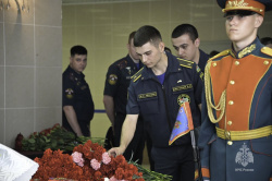 Личный состав МЧС России простился с Вельгелимом Губиным