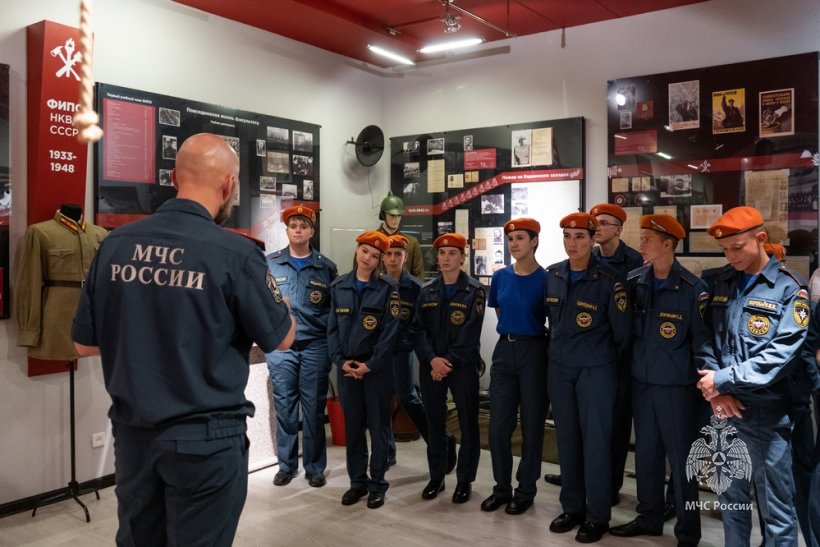 Академия открыла двери для учащихся кадетского класса из Приморского края