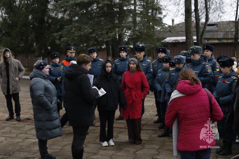 Поисковики Академии провели совместный выезд со студентами и преподавателями Колледжа дизайна и декоративного искусства РГХПУ имени С.Г. Строганова