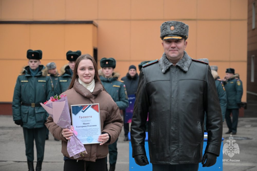 На плацу состоялось ежемесячное построение постоянного и переменного состава Академии