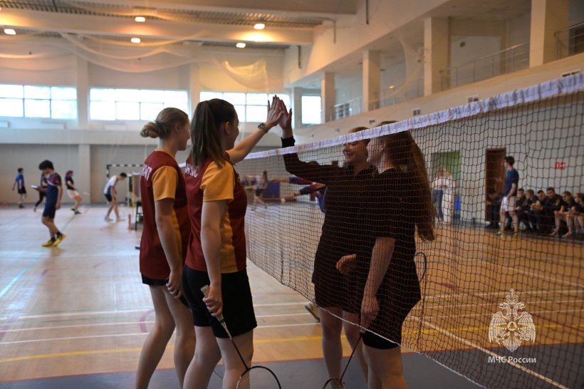 В Академии состоялись соревнования по бадминтону