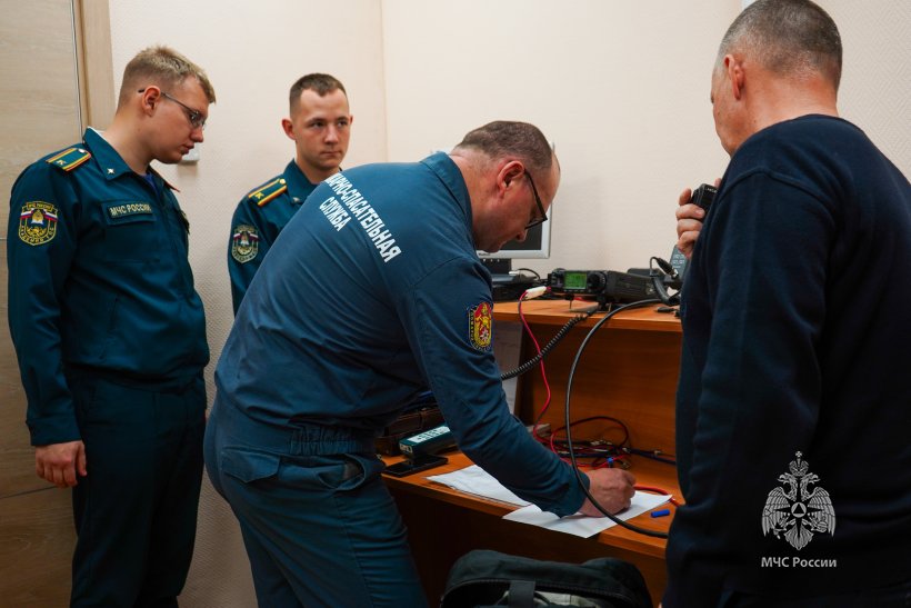 Научный кружок Академии «Есть контакт» установил первую связь