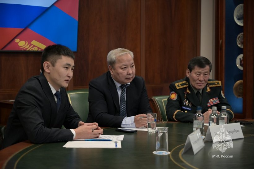 В Академии обсудили вопросы подготовки специалистов чрезвычайного ведомства Монголии