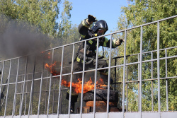 На учебно-тренировочном полигоне Академии продолжается практическая подготовка курсантов вуза