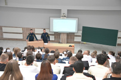 Академия открыла двери для абитуриентов и их родителей