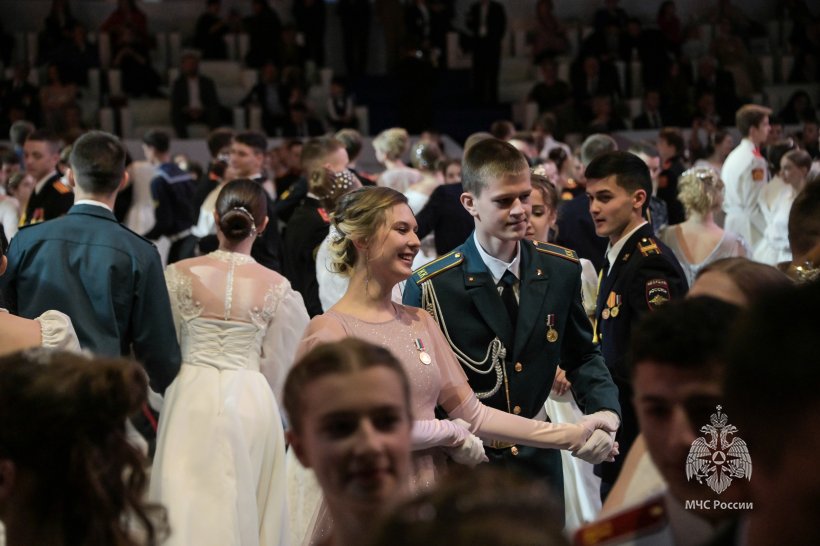 Обучающиеся Академии стали участниками IX Международного Кремлёвского благотворительного кадетского бала