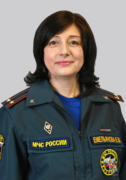 Емельянова<br>Елена Владимировна