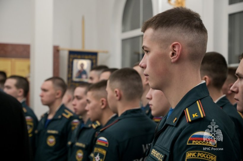 В День спасателя России личный состав Академии принял участие в праздничных мероприятиях