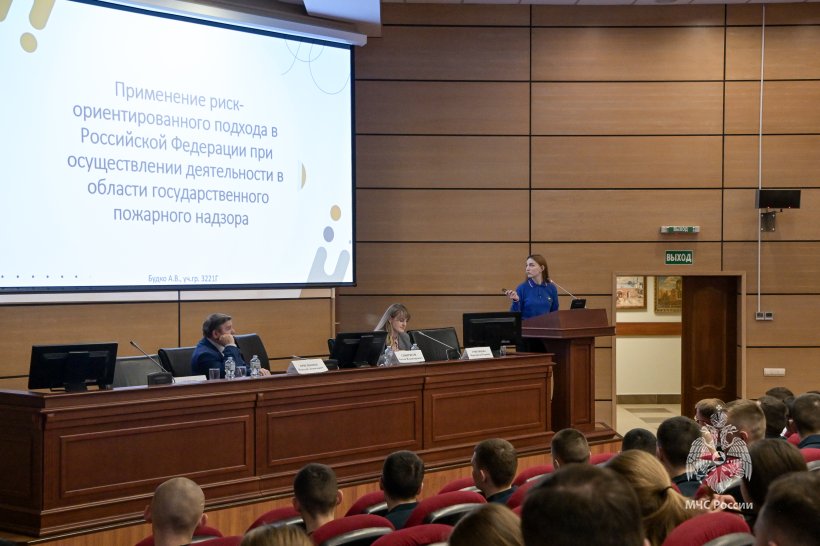 В Академии прошел научный семинар «Социально-экономические аспекты принятия управленческих решений» 