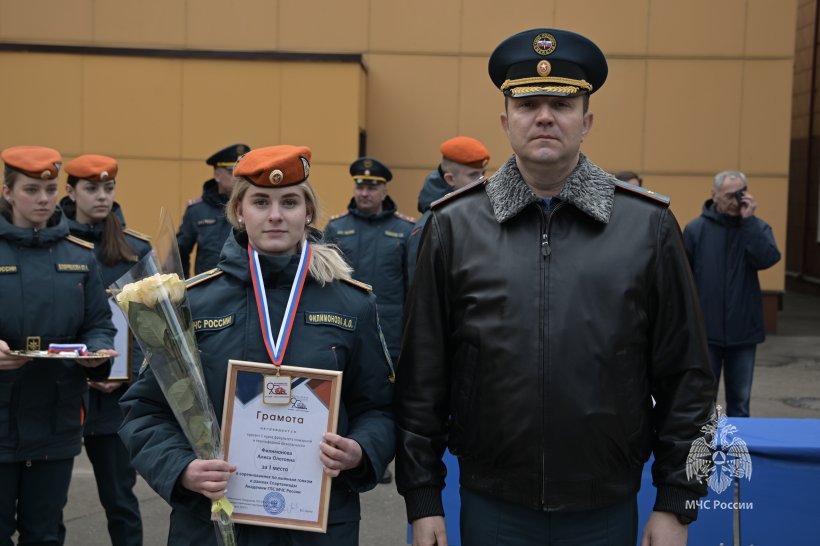 На плацу вуза состоялся общеакадемический развод