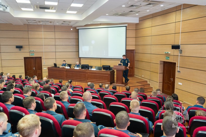 В Академии завершились вступительные испытания для слушателей Института подготовки руководящих кадров 