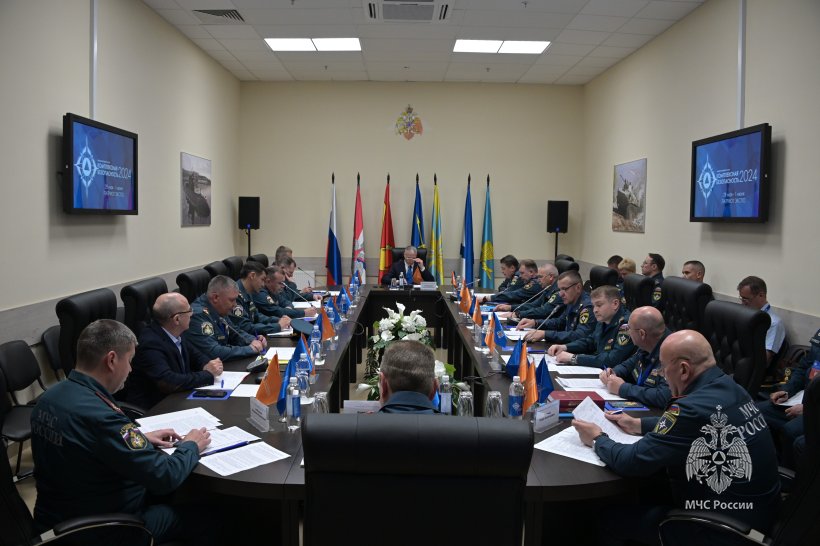 Начальник Академии принял участие в заседании Совета начальников вузов МЧС России