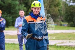 В МЧС России впервые стартовали соревнования по спасательному спорту