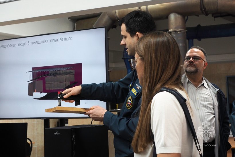 Академию посетила делегация иностранных граждан 