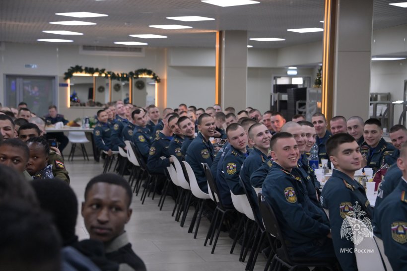 Курсанты Академии встретили Новый год