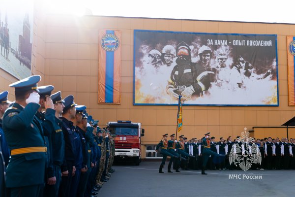  В Академии прошла торжественная линейка, посвященная Дню знаний   