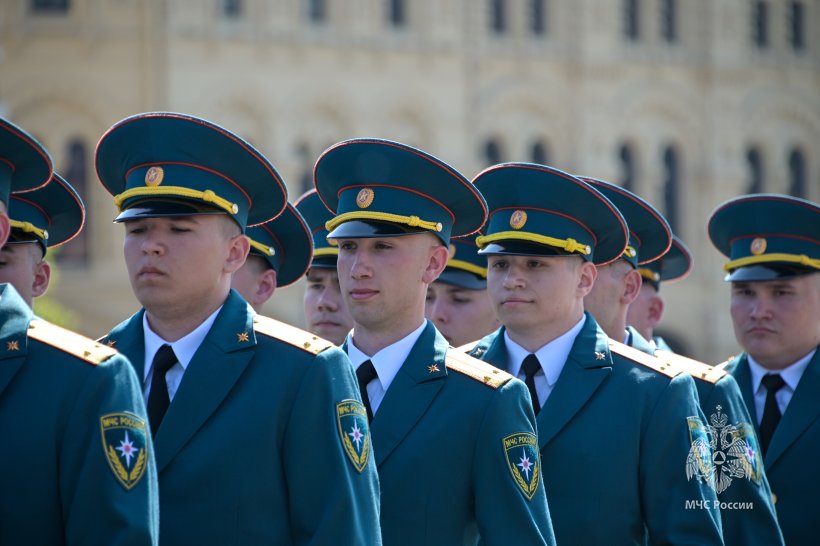 На Красной площади состоялся выпуск молодых специалистов