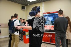 Академию посетили волонтеры Международной выставки-форума «Россия» 