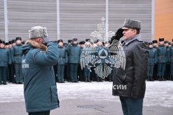 На плацу Академии состоялось построение переменного и постоянного состава