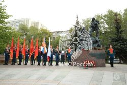 Личный состав Академии принял участие в церемонии возложения цветов в дань памяти воинам Великой Отечественной войны