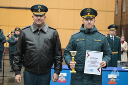 На плацу вуза состоялся общеакадемический развод