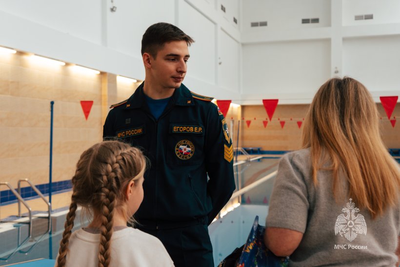В Академии ГПС МЧС России побывали дети защитников Отечества