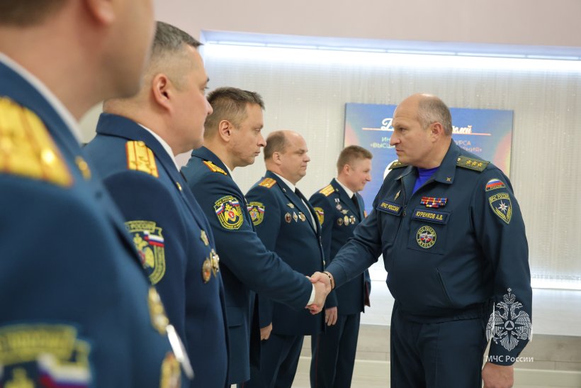 Александр Куренков посетил Академию ГПС МЧС России в Москве
