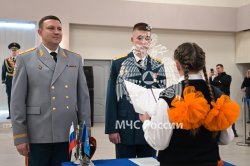 «Клянусь!»: ученики класса МЧС России принесли клятву кадета