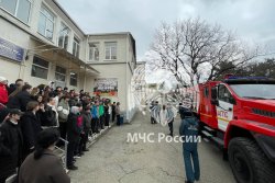 Безопасный урок провели в Геленджике
