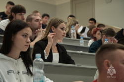 В Академии продолжаются вступительные испытания для лиц, поступающих по программам высшего образования заочной формы обучения