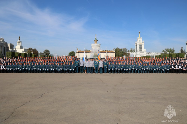 Курсанты и студенты Академии приняли Присягу и дали торжественную Клятву