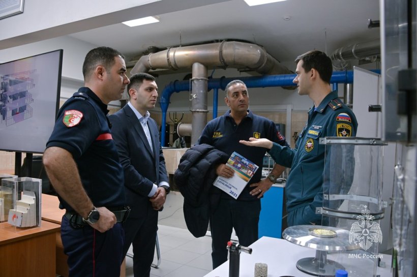 В Академии ГПС МЧС России завершился учебный курс для представителей стран-членов МОГО