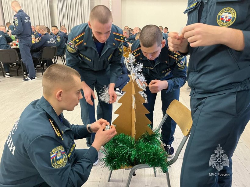 Курсанты встретили новый, 2024 год