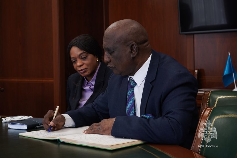 В Академии обсудили вопросы обучения представителей Центральноафриканской Республики