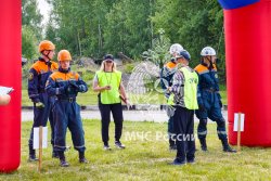 В МЧС России завершились соревнования по спасательному спорту