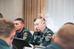 Заместители главы МЧС России провели занятия со слушателями Академии