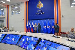 В МЧС России прошел ряд мероприятий, посвященных Дню спасателя