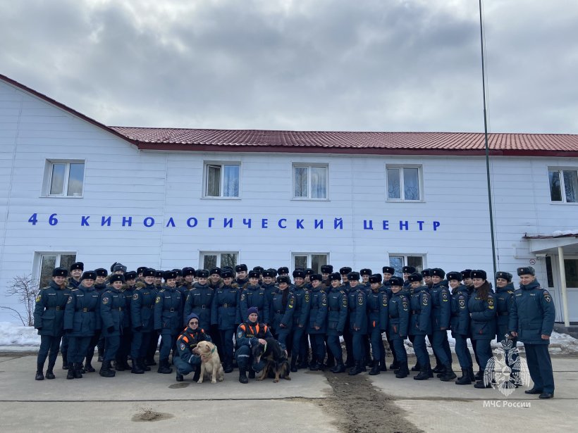 На учебном пожарно-спасательном полигоне Академии в Ногинске завершились практические занятия у девушек 2 и 3 курсов факультета пожарной и техносферной безопасности.