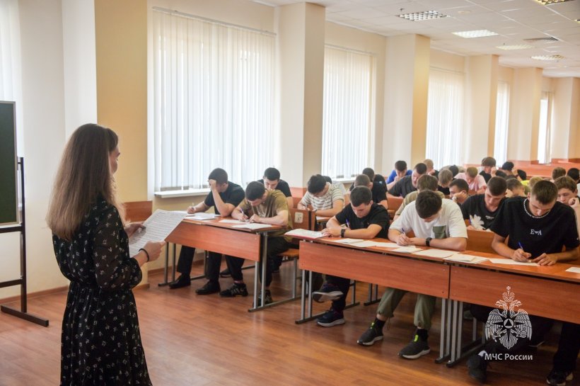 Абитуриенты Академии прошли медицинское обследование и профессиональный психологический отбор 