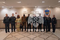 Академию посетила делегация из Республики Камерун