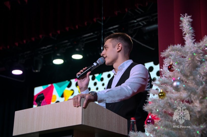 В Академии состоялись игры команд «Клуба веселых и находчивых»