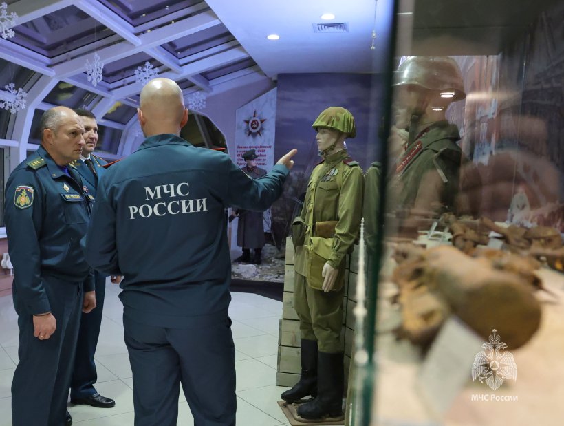 Александр Куренков посетил Академию ГПС МЧС России в Москве
