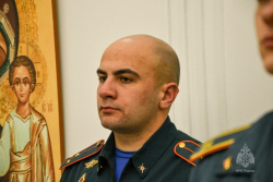 В храме великомученика Георгия Победоносца при Академии прошла рождественская литургия