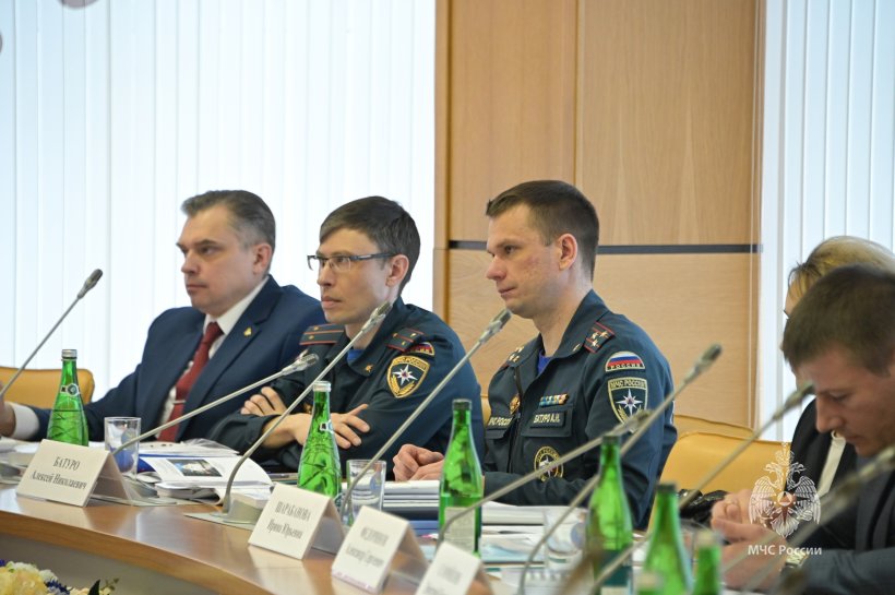 На базе Академии прошло заседание учебно-методического совета МЧС России под председательством заместителя директора Департамента образовательной и научно-технической деятельности МЧС России Виталия Штаймеца.